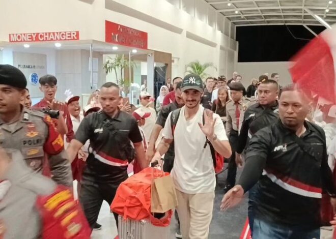 Pebalap MotoGP Tiba di Lombok, Disambut Siswa SD