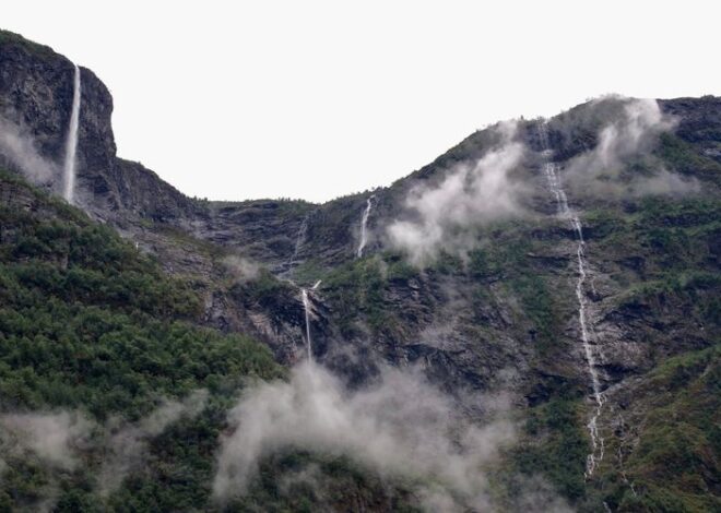 10 Air Terjun Terindah di Dunia, Menakjubkan dan Tak Terlupakan