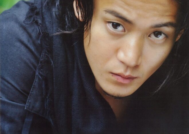 Profil Shun Oguri, Aktor Jepang Pemeran Sosuke Fujiwara di Romantics Anonymous
